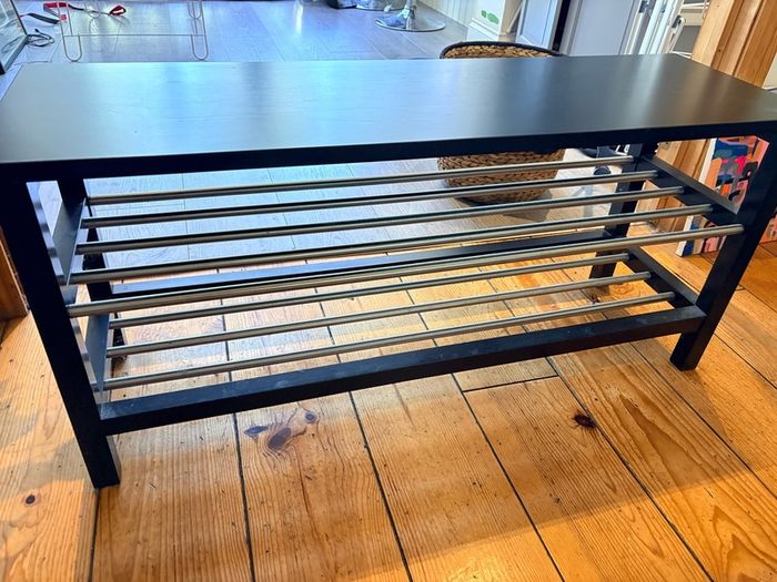 Tjusig bench with shoe storage