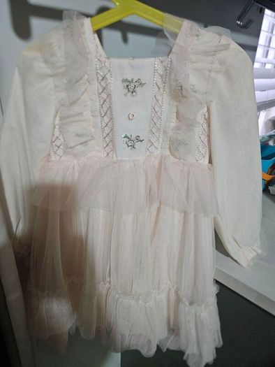 girls dress