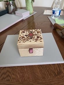 Trinket box 3.25 inches tall. 10 euro. No offers.  Collection only from Templeogue.  Please do Not make the offer unless you can pay or collect same day . See lots more jewellery and trinket boxes on my adds.