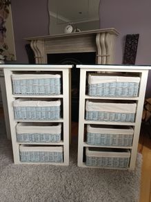Bedside lockers with glass tops