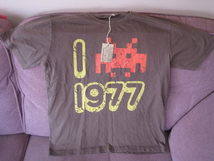 BNWT 70's  "Retro Style Vintage Wash" Tee Shirt.