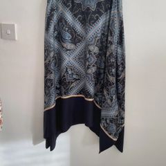 skirt paisley print asymmetrical hemline skirt H&M size small 10/12