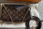 Louis Vuitton Pallas clutch