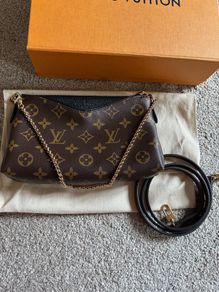 Louis Vuitton Pallas clutch