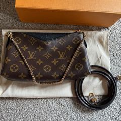 Louis Vuitton Pallas clutch