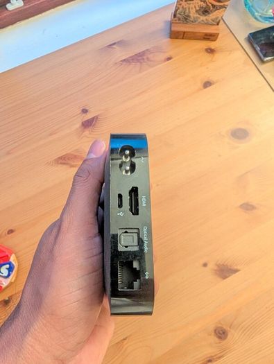 Apple TV (Model A1378) with Original Aluminium Remote