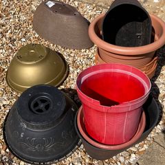 Flower pots