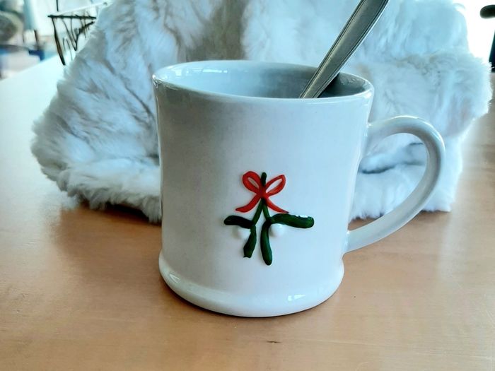 2026 Gisela Graham Christmas cups