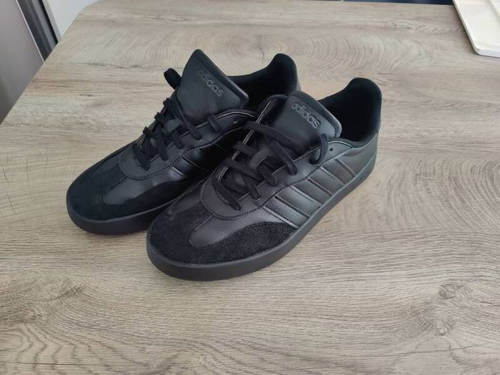 Adidas Barreda UK 10 size