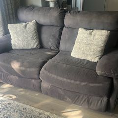 Large 2 Seat Harvey Norman Elec Recline Sofa