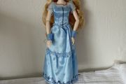 Through the looking glass Alice doll