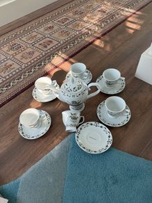 Complete Hendricks tea set