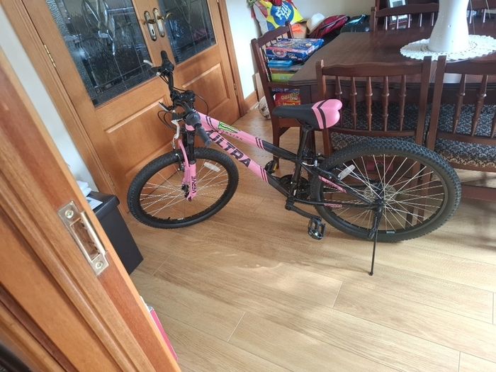 Girls bike