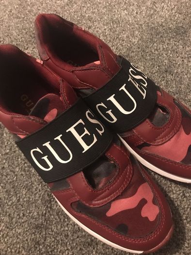 guess runners size 4.5