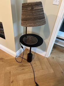 Table lamp