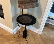 Table lamp