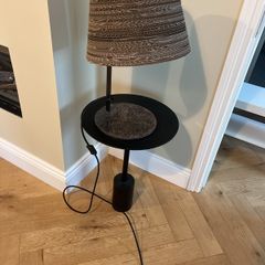 Table lamp