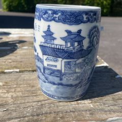 Chinese Qing Dynasty Qianlong Blue and White mug