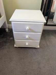 bed side locker