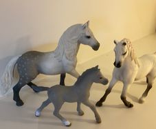 Schleich Horse Pony foal family x 3 figures