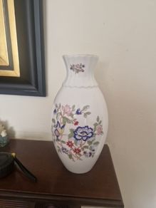 Tara vase