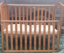 Baby cot in good condition for free.