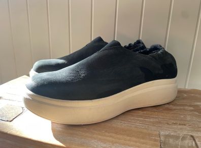 Womens shoes casual black Nubuk Tsubo leather platform sole size 6