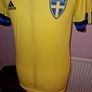 Sweden 2019 Home Jersey - Small size Image 4
