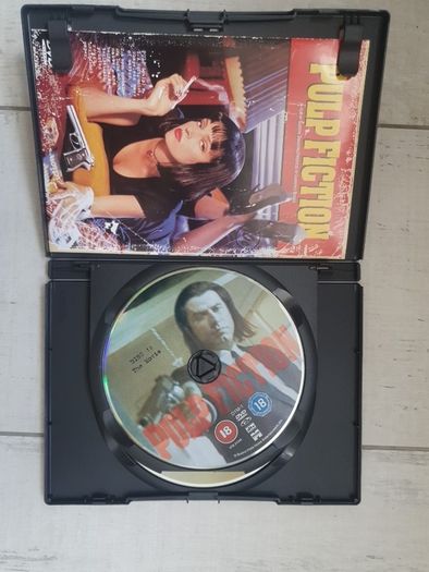 Pulp Fiction Collectors Edition - 2 Disc DVD Set and Booklet