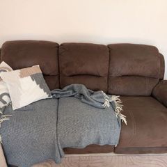 Recliner couch - chocolate brown (ez living)