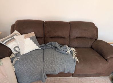 Recliner couch - chocolate brown (ez living)