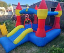 11ft Bouncy castle as new