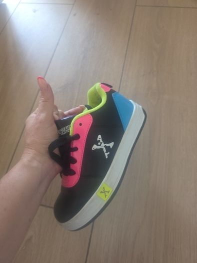 Heelys skates