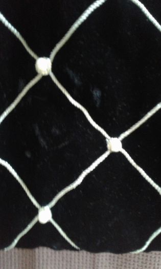 Vintage Hamper Black Velvet Bag