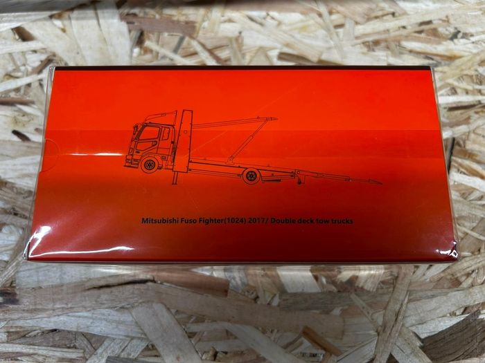 Mitsubishi Fuso Fighter Double Deck Low Truck