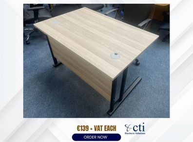 20 X Ex-Corporate 1200mm Office Desks - Urban Oak