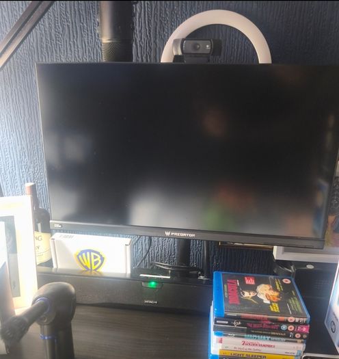 Acer Predator 27 inch monitor