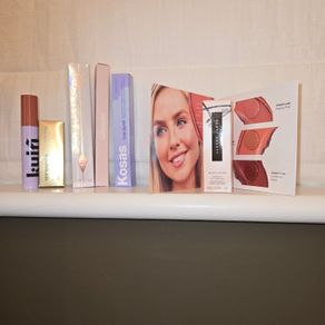 Make up bundle