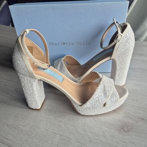 Charlotte Mills,  Kali Pearl Luxury Heels, UK 6 EU 39