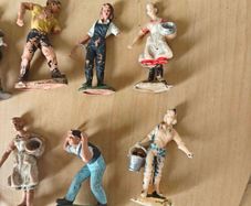 8 x 1960s Britains Crescent, 2 x Hong Kong farming figures. 10 total