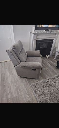 1 seater and 2 seater recliner.