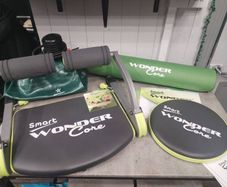 Complete Home sport Workout Bundle. Wonder Core Set, Twist Board, Fitness Ball, Exercise yoga mat. Dumbells.