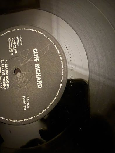 Cliff Richard Mistletoe and Wine 1988 UK 12inch Vinyl Single EMI 12EM 78