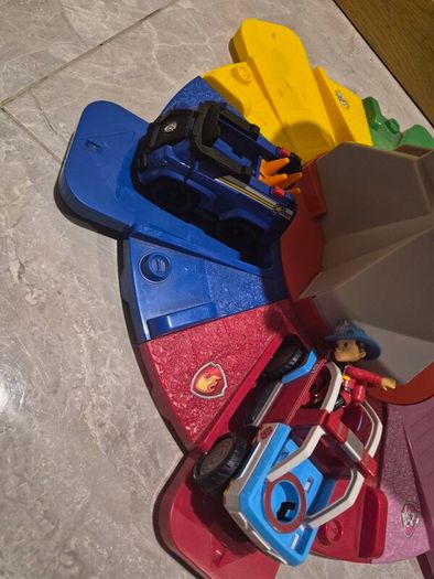 paw patrol lookout tower
