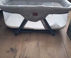 Babylo foldable crib