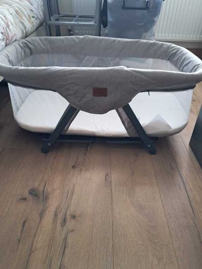 Babylo foldable crib