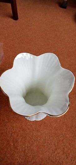 Royal Tara Vase
