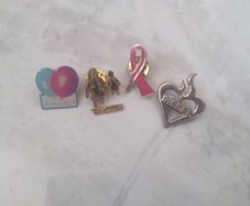 Brooches / Pins / Badges