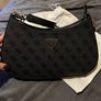 Guess purse Image 3