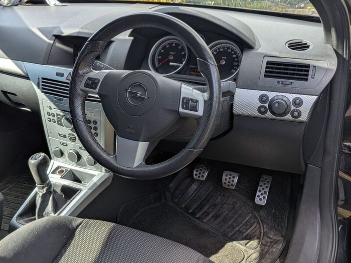 Opel Astra 2006